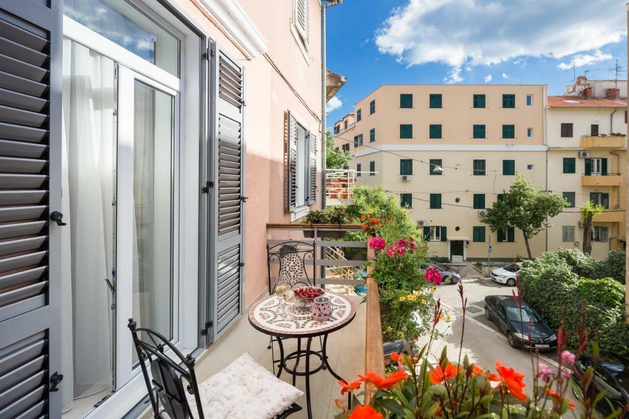 Apartment Luxury Luce