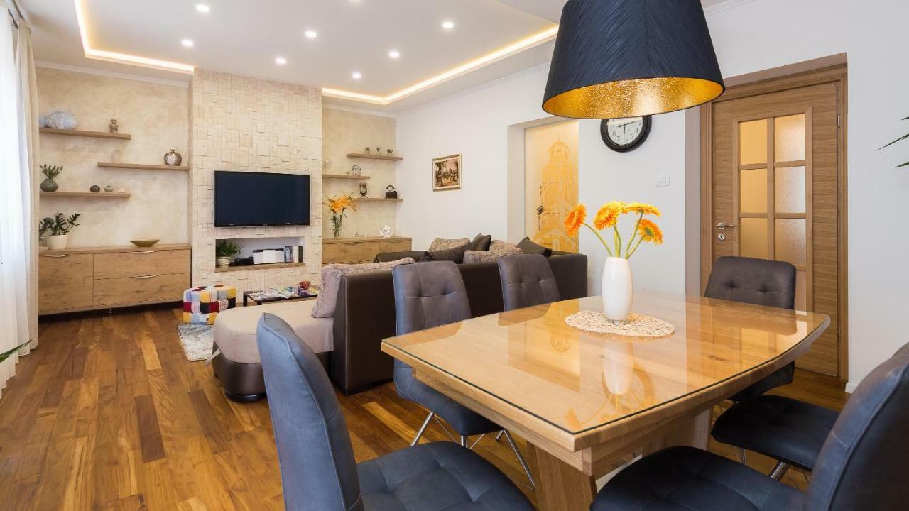 Luxury Luce Apartment *