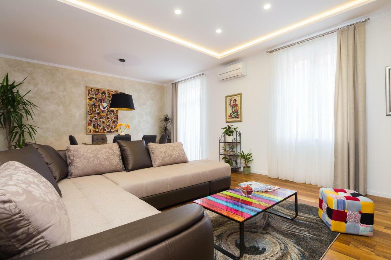 Luxury Luce